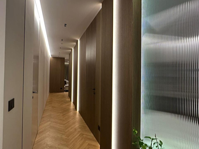 Veshje druri dhe dyer, apartament Veshje druri dhe dyer, apartament