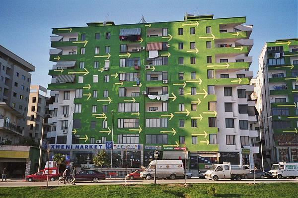 30 mije apartamente pa tapi, ndertuesit: Ngerci te ALUIZNI, nuk legalizon pallatet
