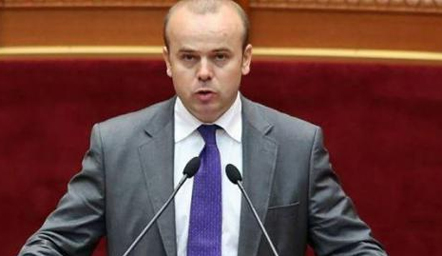 Ervin Koci emerohet ne krye te AMF-se 