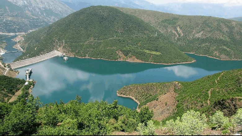 KESH: Niveli i Fierzes eshte 5.5 metra me lart nga mesatarja