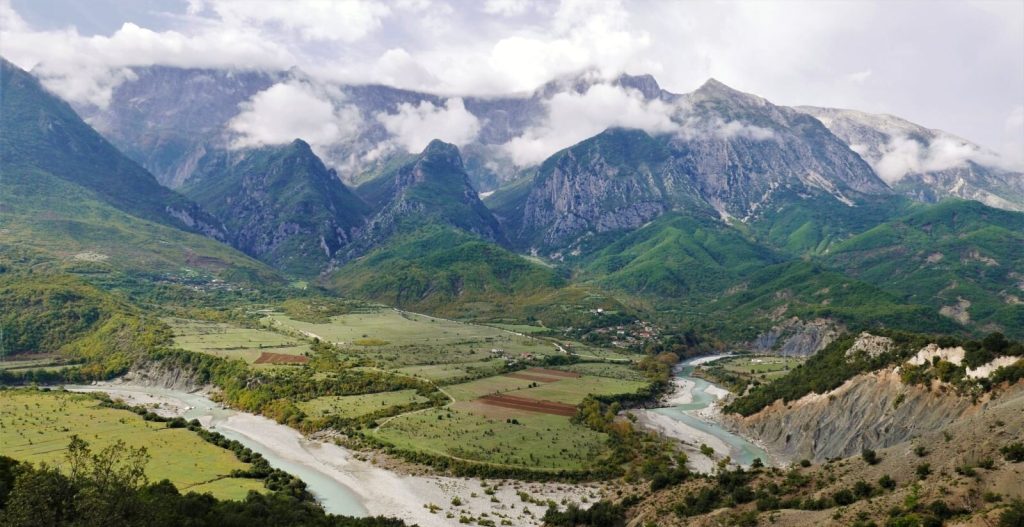 4 mln vizitorë në zonat e mbrojtura, investimet 2025 për mjedisin nuk u realizuan plotësisht