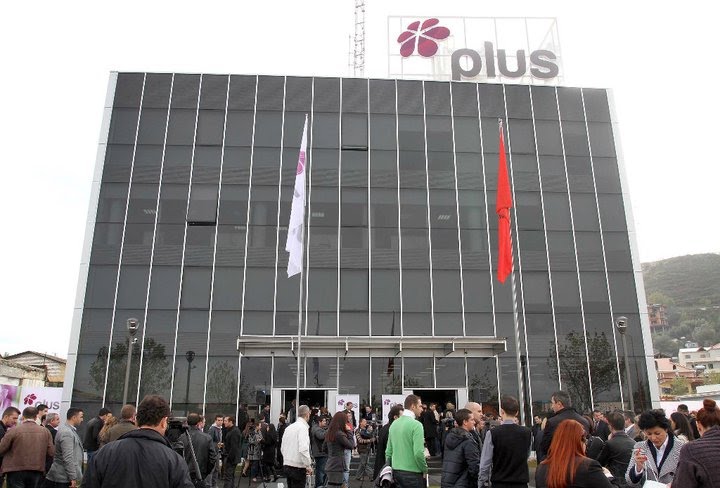 Mbyllet kompania Plus Communication, cfare do ndodhe me klientet