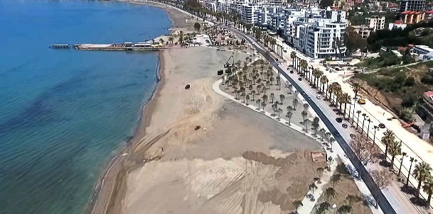 Vlore, punohet edhe ne nje aks paralel me Lungomaren i cili perfundon se shpejti