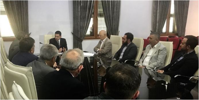 Ahmetaj pret shoqaten e ndertuesve: Permiresimi i klimes se biznesit, kryefjala e qeverise