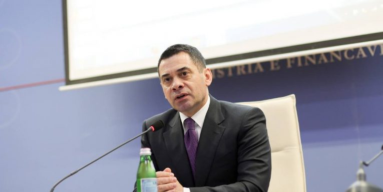 Cfare do beje Ministria e Financave dhe Ekonomise per 100 dite? Ahmetaj jep detaje