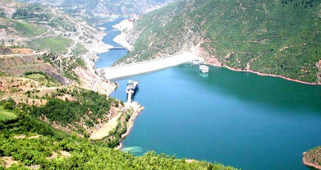 KESH, 8.2 milion euro fitim vetem ne tre jave nga shitja e energjise