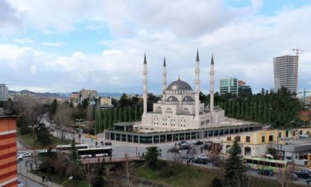 Javen e ardhshme nisin punimet per Xhamine e Namazgjase
