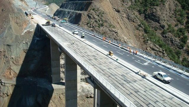 Marreveshja per Rrugen e Arbrit: Detajet per detyrimet e paleve dhe pagesat