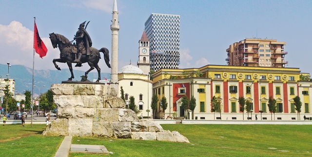 Nga po vjen kjo rritje ekonomike?! Konsumi zbret ne nivelin me te ulet ne nje vit