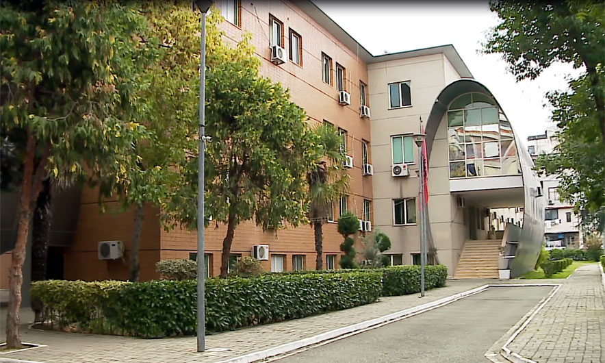 Tatimet sqarojne: Si percaktohet xhiro nese hyn apo del nga TVSH