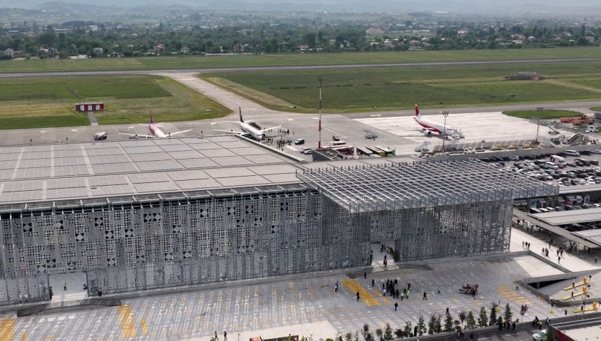 ACI Europe: Tirana kryeson aeroportet e mëdha evropiane, 20.7 për qind rritje në gusht