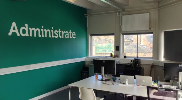 Ristrukturimi i ministrive, u shkurtuan 366 vende pune