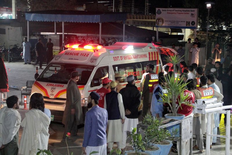 Termet i fuqishem mes Afganistanit dhe Pakistanit, 12 persona te vdekur dhe mbi 200 te plagosur!