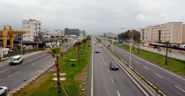 Devijimi i levizjes ne Tirane-Durres, shefi i trafikut: Kaloni nga Elbasani dhe nga Ndroqi