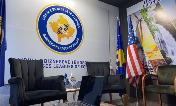 Bizneset kërkojnë zgjidhje urgjente: Kosovës i duhet stabilitet institucional dhe ekonomik