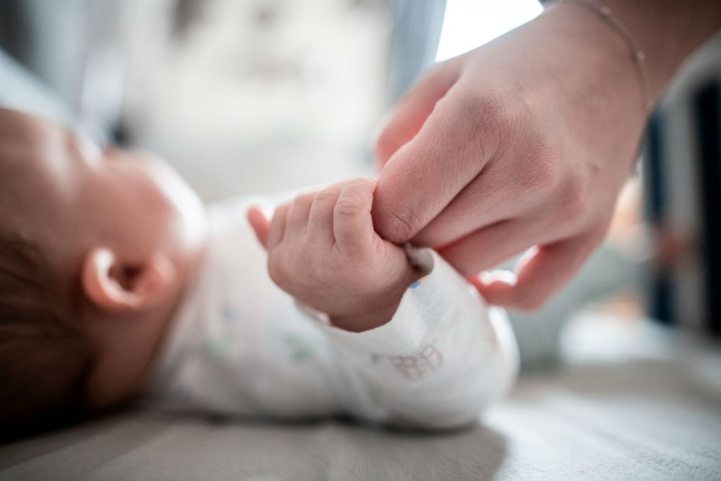 Bonusi i bebes kalon me pagesë mujore nga 1 korriku 2027, përfitimi deri në 5 vjeç