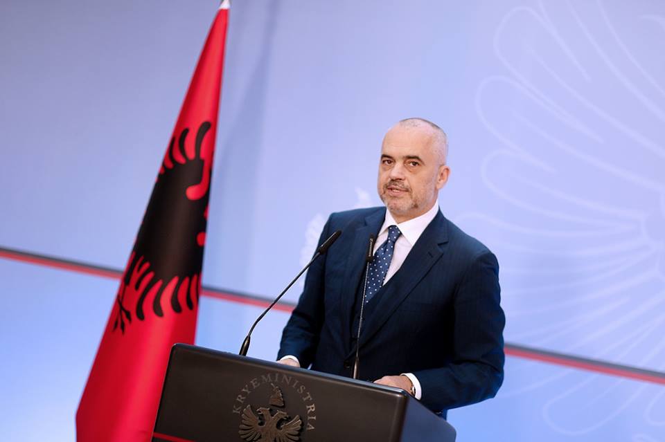 Kryeministri: Pagesa ne rrugen e Kombit, nuk nis pa gjetur zgjidhje per banoret