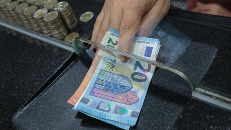 Euro në rënie edhe në shtator, pranë thyerjes së kufirit të 92 lekëve