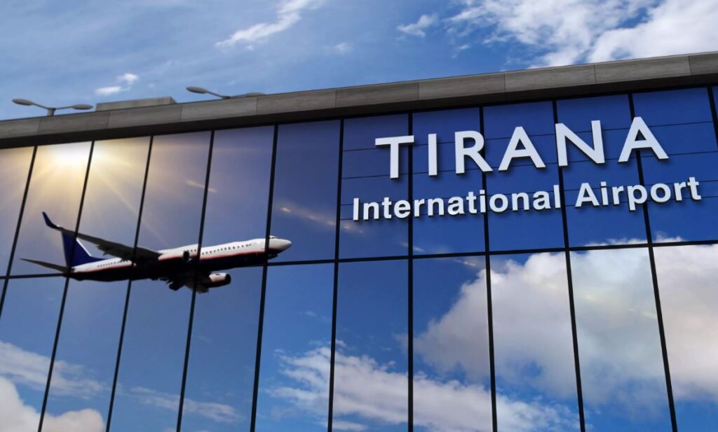 Fluksi i pasagjerëve e fut Rinasin te aeroportet TEN-T që duhet të lidhen me hekurudhën