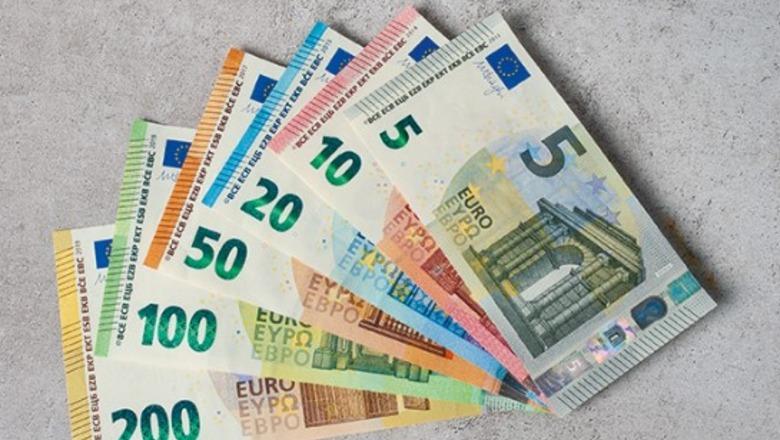 Frika nga lufta dhe sulmet kibernetike rrit cash-in, 1.6 trilionë euro në qarkullim në Europë