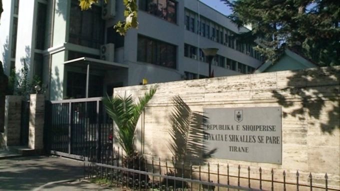 Gjykata e Tiranes, ne 2015-en u trefishua numri i falimenteve te kompanive