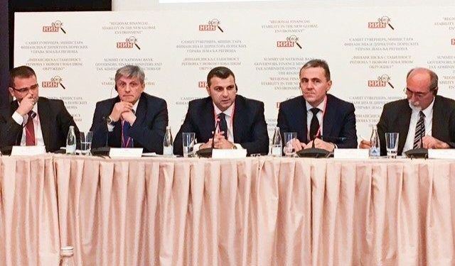Sejko: Efektet sezonale do te na detyrojne te terheqim me shume euro nga tregu