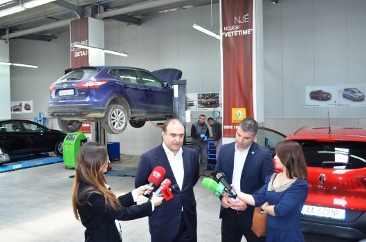 Ministria e Transportit dhe Infrastruktures: Ja kriteret e reja per serviset e automjeteve