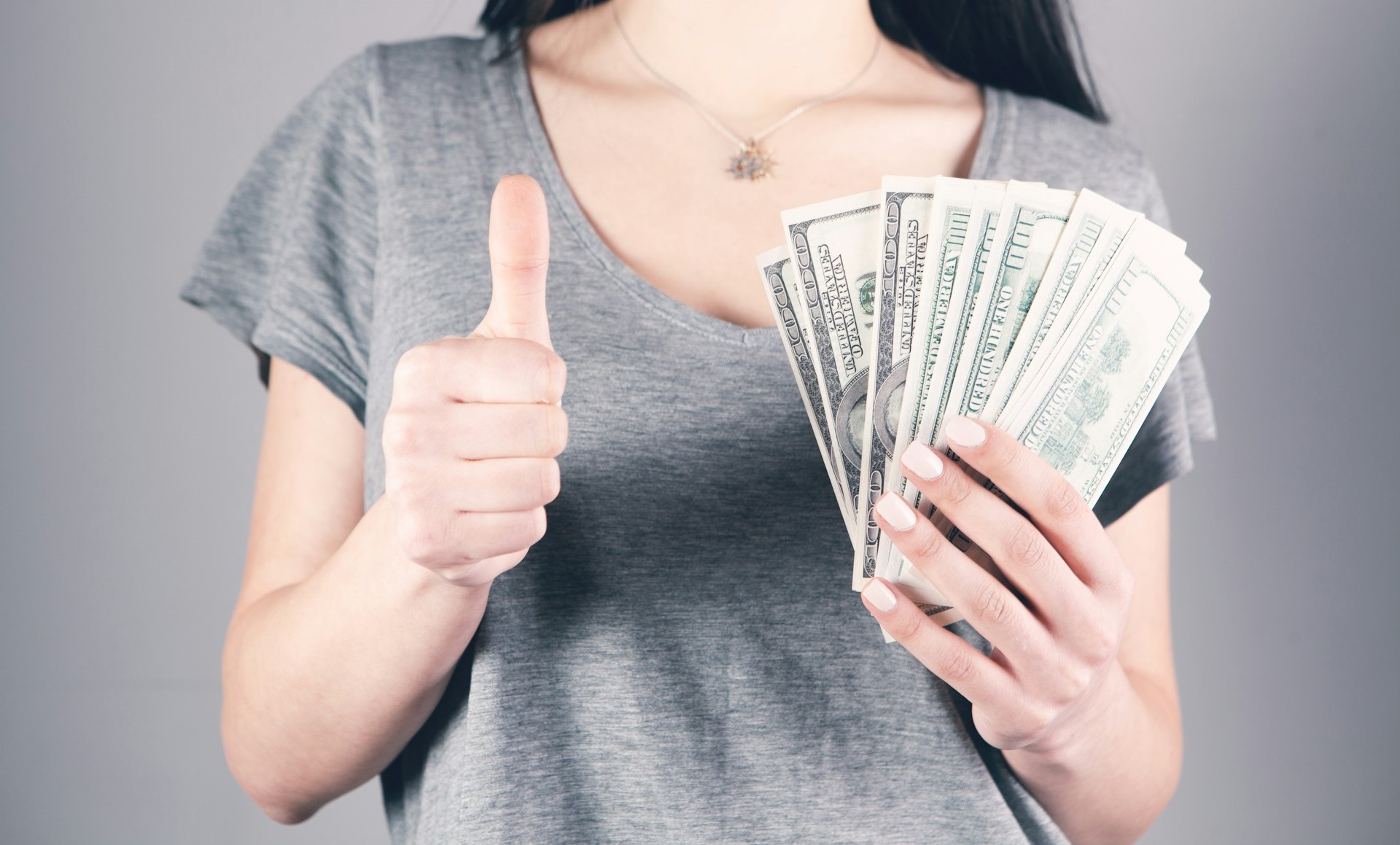 Hua e ortakut dhe tërheqjet nga llogaria, kur tatohen si dividend i fshehur