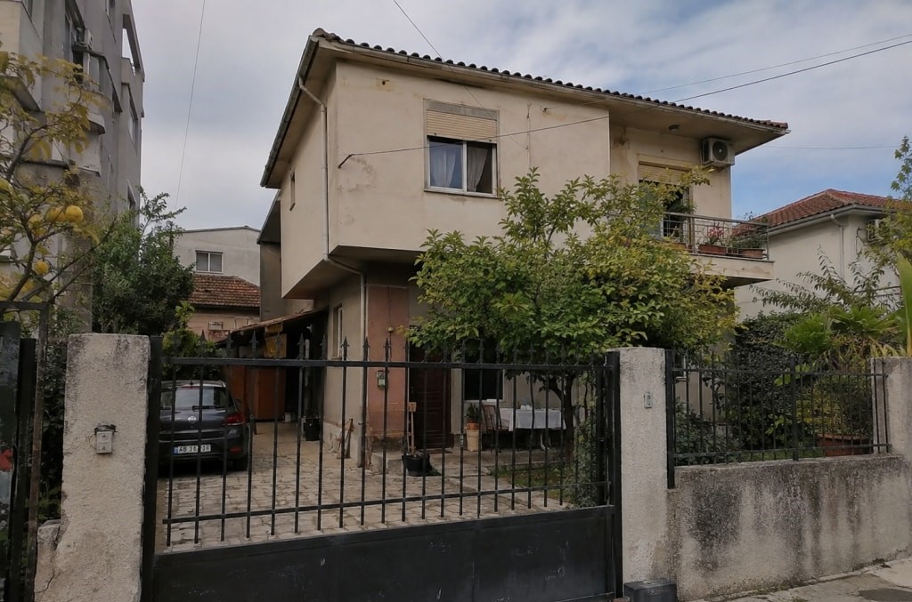 Hyjnë në fuqi rregullat e reja për pronat pa titull