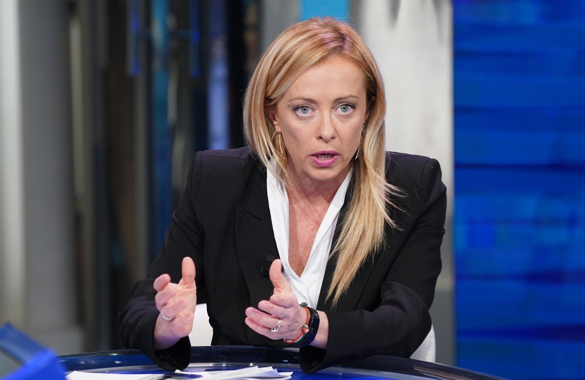 Italia rregulla te reja per shpetimin e emigranteve, gjobe 50 000 euro ne rast shkeljesh