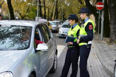 Ja si jepen dhe hiqen piket e patentes, verifikimi behet online