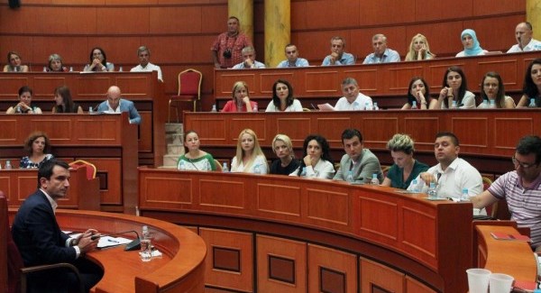 Keshilli Bashkiak i Tiranes miraton buxhetin e vitit 2017