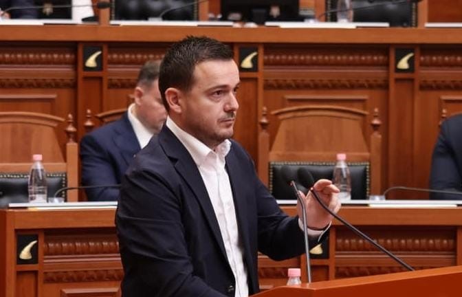 Ministri Salla: Fermerët do të përdorin prodhimin bujqësor si kolateral për financim