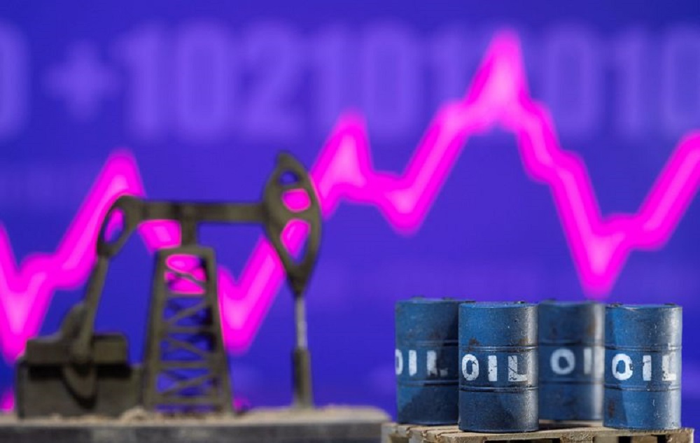 Nafta Brent rikthehet mbi 100 dollarë për fuçi mes tensioneve në Lindjen e Mesme