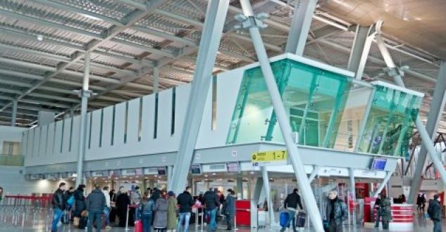 Ne Rinas dyfishohen hyrjet, ne dy muaj 73 mije turiste