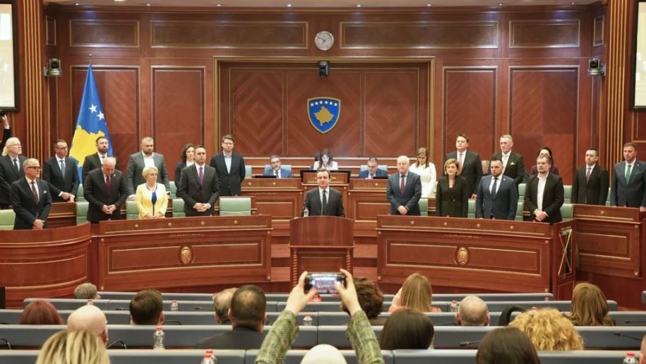 Pa partitë opozitare, votohet Qeveria e Kosovës, Albin Kurti merr mandatin e ri si kryeministër