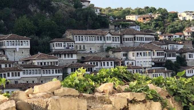 20 mln dollare per zhvillimin e integruar urban te Beratit dhe Permetit