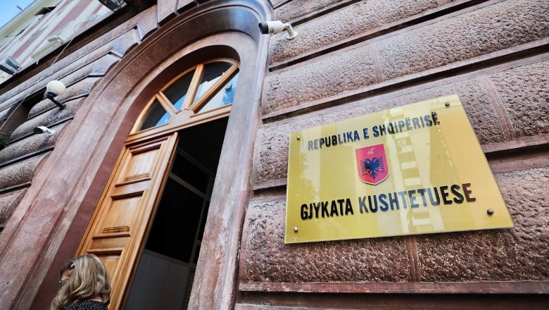 Rama i ftoi në takim, magjistratët çojnë në Kushtetuese formulën e re të pagave