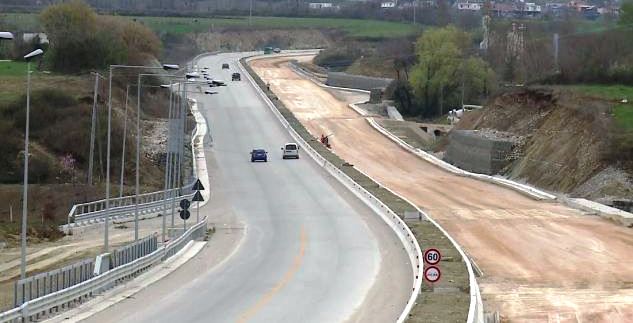 Rruga Tirane-Elbasan do te perfundoje ne qershorin e 2017-es