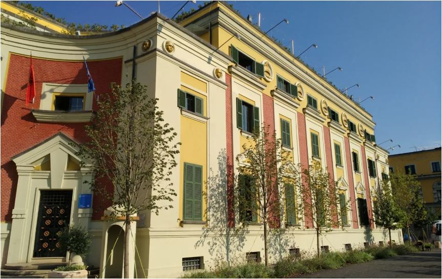 Shpallen 1500 fituesit për kredi të buta për vitin 2026 nga Bashkia e Tiranës