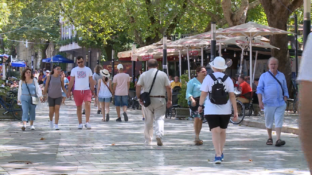 Turizmi përshpejtohet në maj, hyrjet e të huajve rriten me rreth 16 për qind