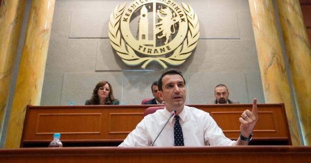 Veliaj: 4 mije bicikleta dhe 122 mije peme te mbjellura deri ne fund te prillit