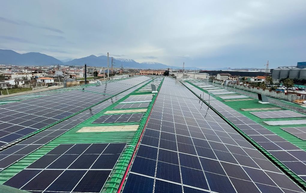 Perfitimet nga perdorimi i paneleve fotovoltaik, nga Vega Solar