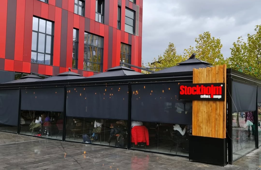 Ulluqe per cadra dhe Ulluqe per tenda lokale, bare, restorante